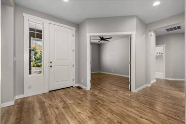Main picture of 18075 N Highfield Way