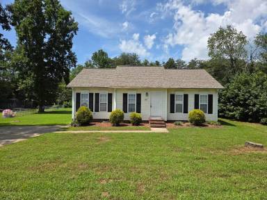 Main picture of 3639 Lee Moore Rd