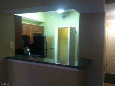 Main picture of 1300 S Congress Ave