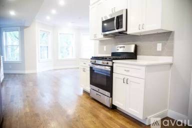Main picture of 53 Quint Ave