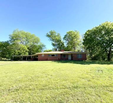 Main picture of 3953 Hwy 154 E