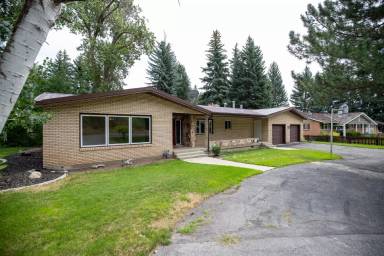 Main picture of 650 Canyon Rd