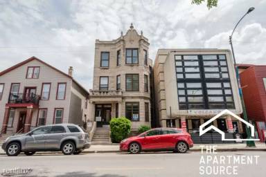 Main picture of 2523 N California Ave