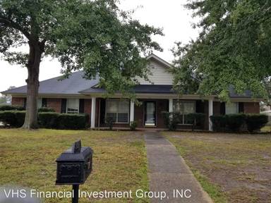 Main picture of 951 Bridlepath Ct