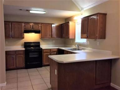 Main picture of 2922 Lauren Dr