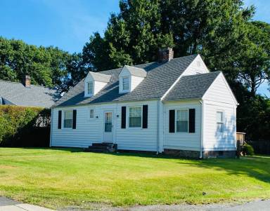 Main picture of 5700 W Franklin St