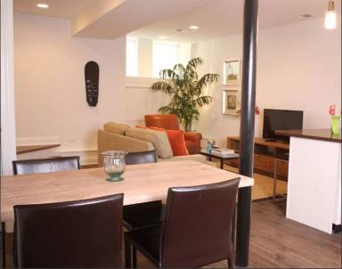 Main picture of 2653 N Wilton Ave