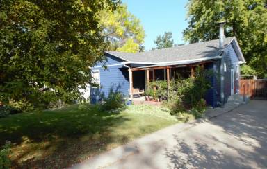 Main picture of 836 Sumner St