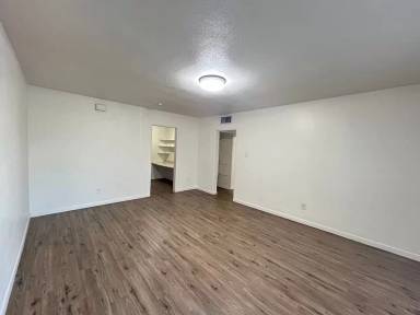 Main picture of 373 N Bruce St