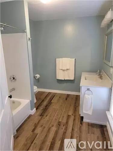Main picture of 412 Elm St