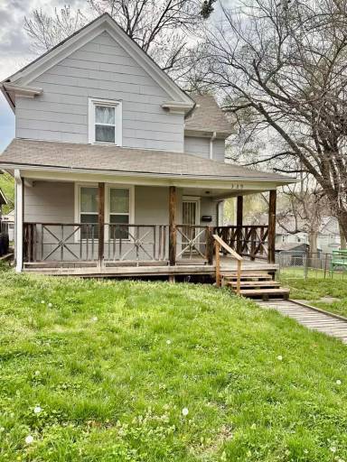 Main picture of 329 Mersington Ave
