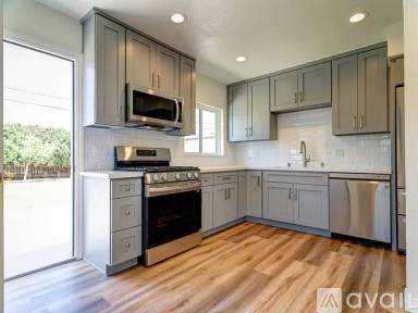Main picture of 8333 Barnsley Ave