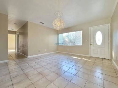 Main picture of 6119 Melbourne Ave