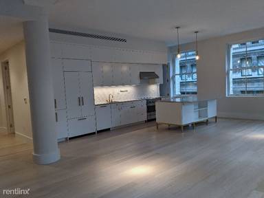 Main picture of 452 Broome St