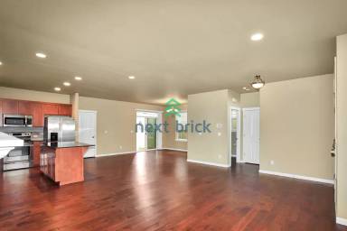Main picture of 18435 97th Ave E