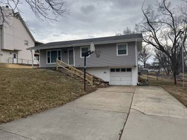 Main picture of 217 NW 61st St