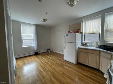 Main picture of 5110 Palisade Ave