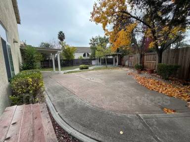 Main picture of 70 Jade Tree Cir