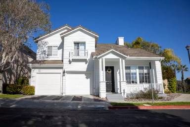 Main picture of 746 Pacifica Way