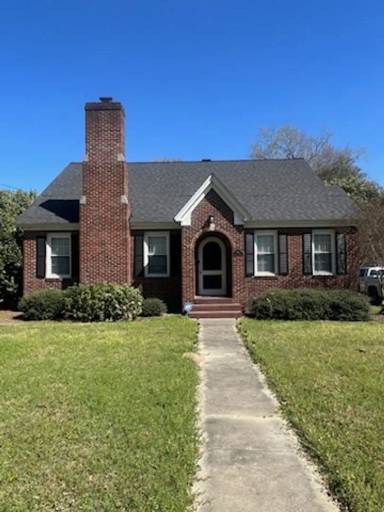 Main picture of 604 Graham St