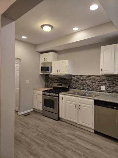 Main picture of 5065 Northland Ave