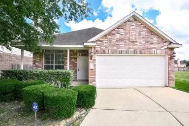 Main picture of 2739 Orchard Creek Ln