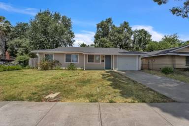 Main picture of 3849 Bainbridge Dr