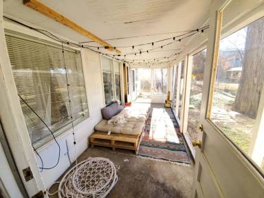 Main picture of 613 S Washington Ave