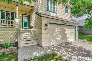 Main picture of 8794 Greengrass Way