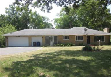 Main picture of 3135 W Laskey Rd