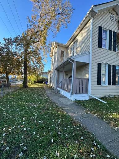 Main picture of 641 Sycamore St