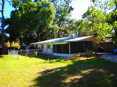 Main picture of 2431 Prospect St