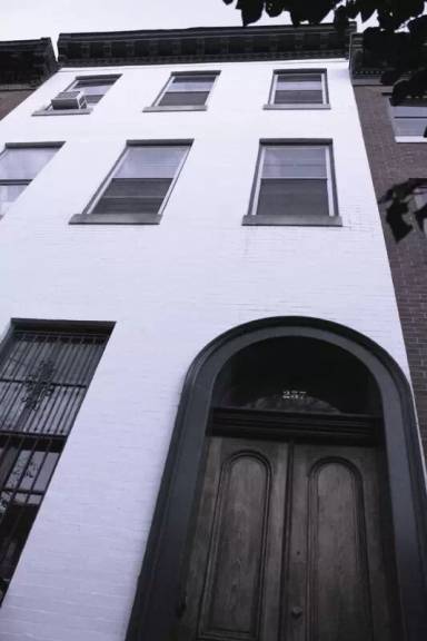 Main picture of 237 W Lanvale St