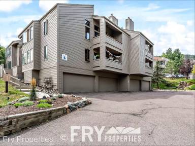 Main picture of 23644 Pondview Pl