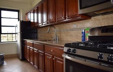 Main picture of 209 Avenue P