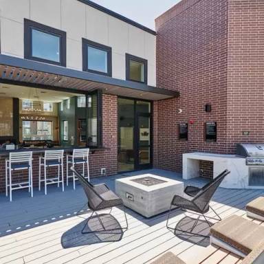 Main picture of 329 Inverness Dr