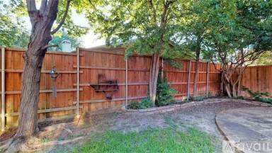 Main picture of 18647 Gibbons Dr