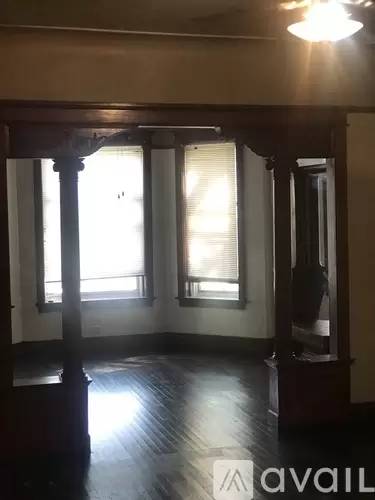 Main picture of 5414 S May St