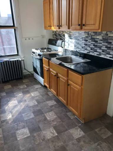 Main picture of 1540 Met Ave