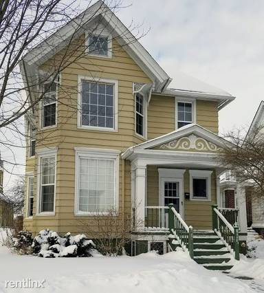 Main picture of 1600 N Main St