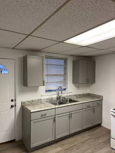 Main picture of 2034 Leo St