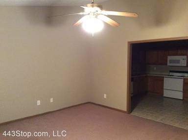Main picture of 2570 E Oakbrook Dr