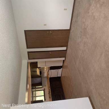 Main picture of 614 Orchard Ct