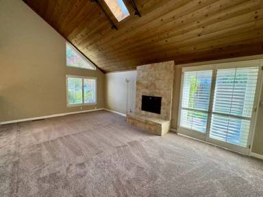 Main picture of 677 Montezuma Ct