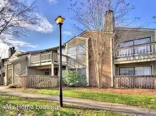 Main picture of 1604 Sharon Rd W