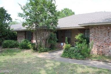 Main picture of 1202 N O Connor Rd