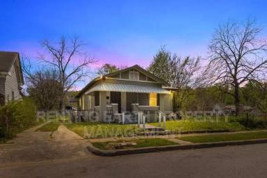 Main picture of 6309 3rd Ave S
