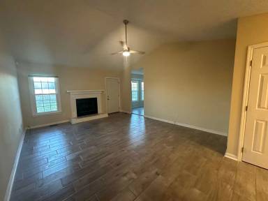 Main picture of 8249 Rockfish Rd