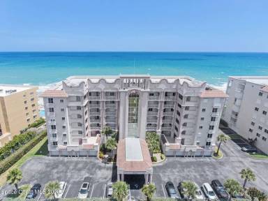 Main picture of 2065 A1A Hwy