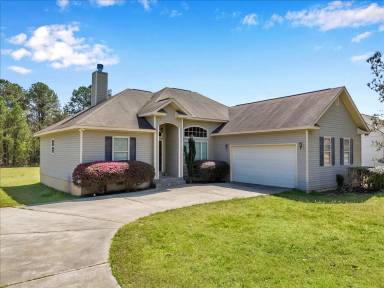 Main picture of 331 Amanda Dr